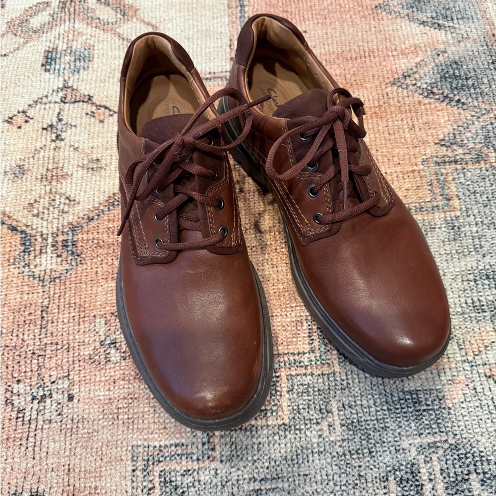 NBW, Men’s Clarks. Size 11